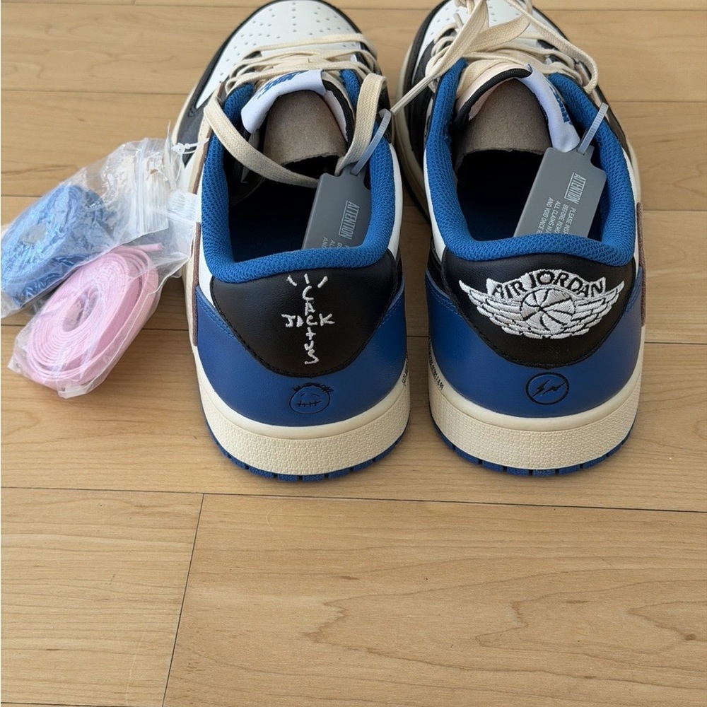 Jordan Air Jordan 1 Low OG Fragment x Travis Scott Blue Black DM7866-140 - Picture 1 of 6